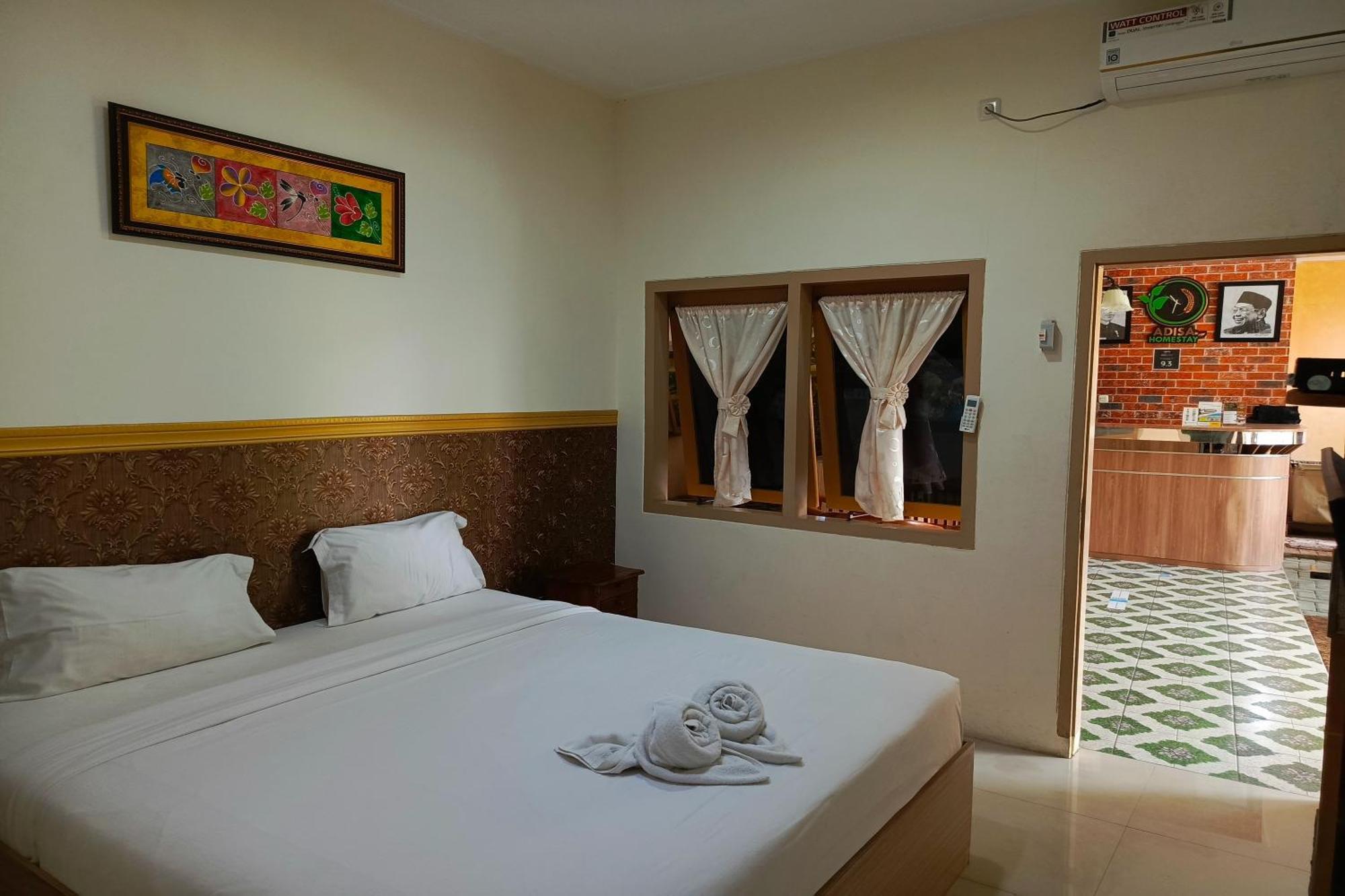 Adisa Homestay Malang Eksteriør bilde